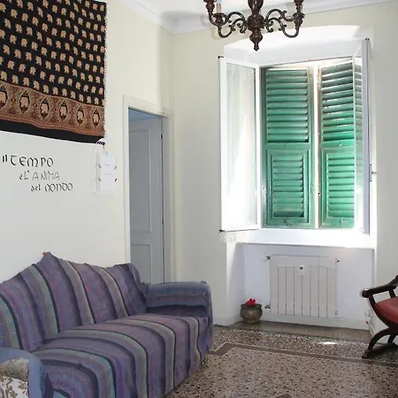 In Centro Zona Fiera,davanti Al Galliera Apartamento