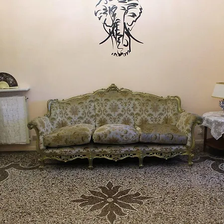 In Centro Zona Fiera,davanti Al Galliera Apartamento Génova