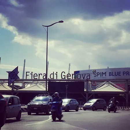 In Centro Zona Fiera,davanti Al Galliera Apartamento