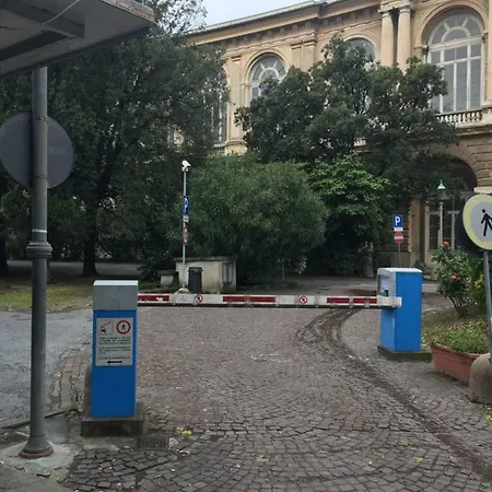 Apartamento In Centro Zona Fiera,davanti Al Galliera